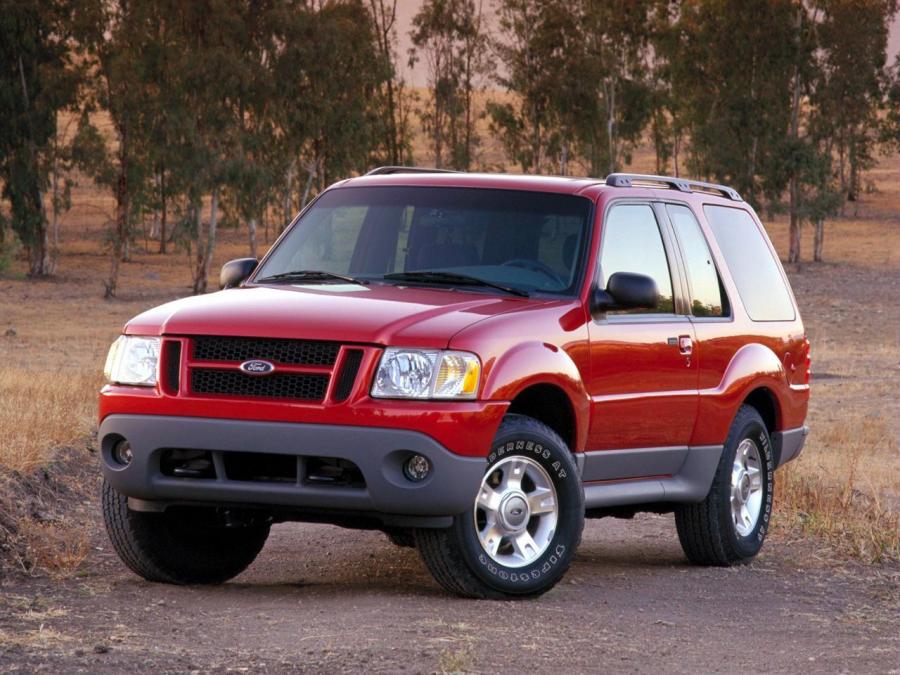  Ford Explorer Sport 2001 года  (фото 2 из 14)